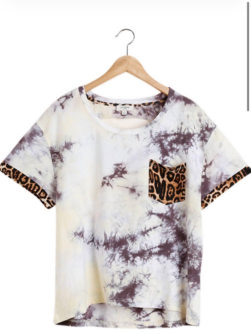 Umgee Tie-Dye Short Sleeve Top with Leopard Pocket - Purple/White Medium